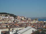 Lisboa, vista do Jardim de São Pedro de Alcântara)