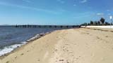 PARQUE RIBEIRINHO ORIENTE: Areal de uma antiga praia que desaparece por completo na maré cheia.